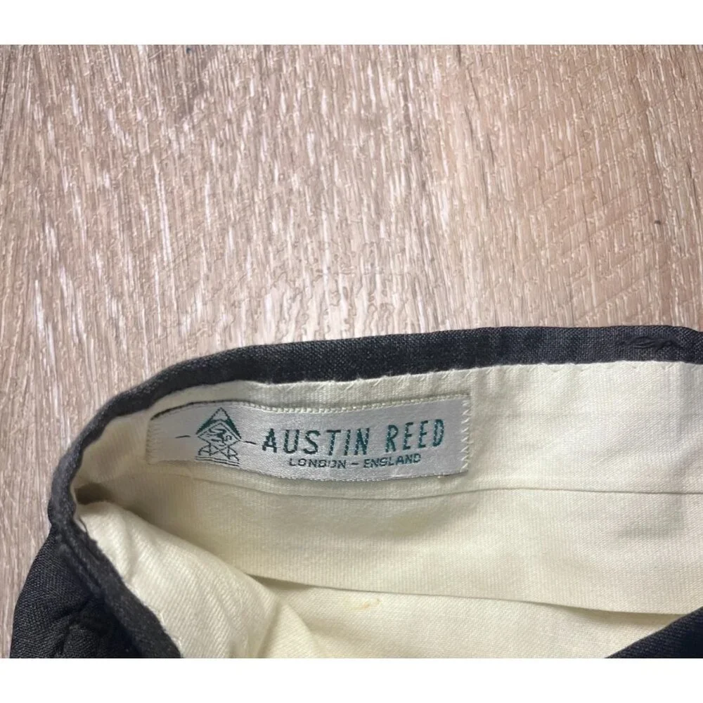 🌿 Austin Reed London | Classic Tailored Wool Trousers - Picture 5 of 8